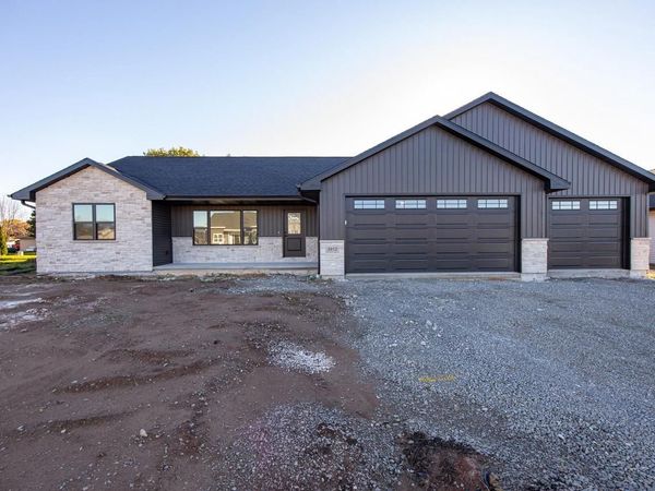 N3952 DEERE DRIVE, Freedom, WI 54913