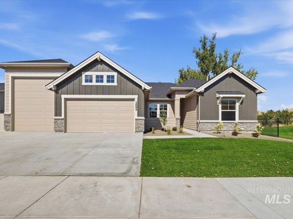 2694 Landmark St, Emmett, ID 83617