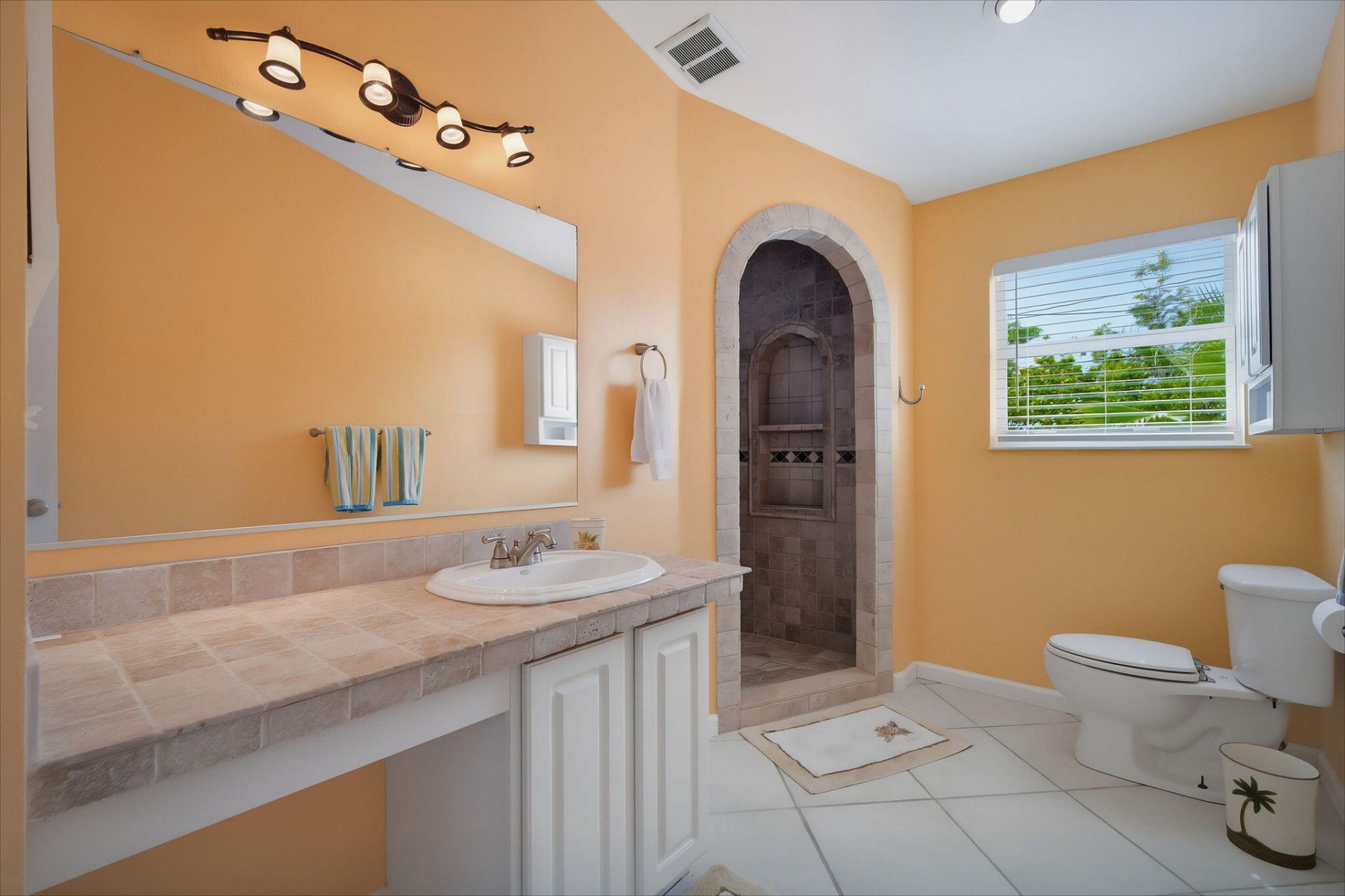 569 Pirates Road, Little Torch Key, FL 33042 Photo