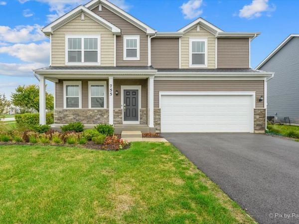 755 W Ashton Drive , Maple Park, IL 60151