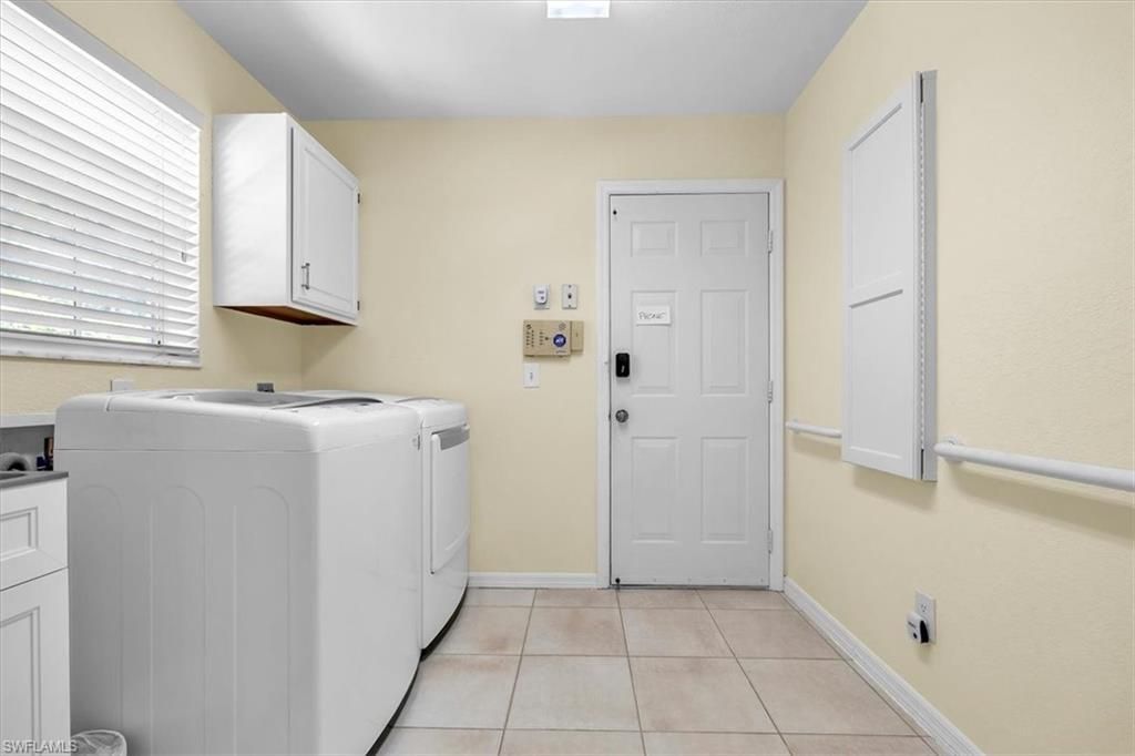 6600 Ilex Cir, Naples, FL 34109 Photo