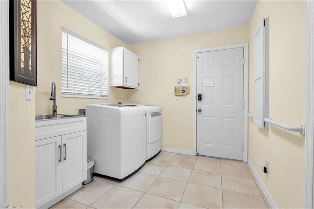 6600 Ilex Cir, Naples, FL 34109 Photo