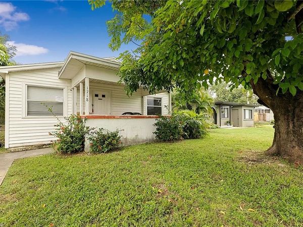 1718 Sunset PL, FORT MYERS, FL 33901