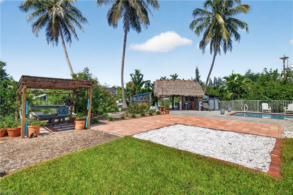 18310 Pioneer Rd , Fort Myers, FL 33908 Photo