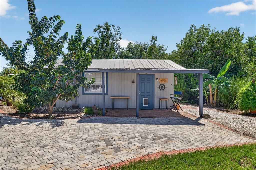 18310 Pioneer Rd , Fort Myers, FL 33908 Photo