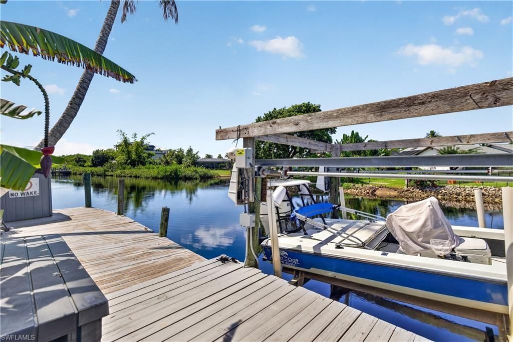 18310 Pioneer Rd , Fort Myers, FL 33908 Photo