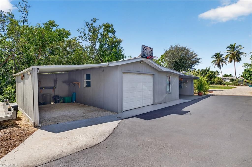18310 Pioneer Rd , Fort Myers, FL 33908 Photo