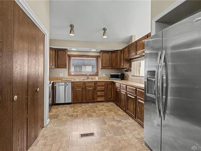1221 Chevington Court, Unit 16A, Centerville, OH 45459 Photo 18