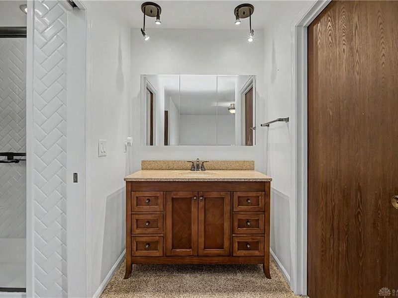 1221 Chevington Court, Unit 16A, Centerville, OH 45459 Photo 32