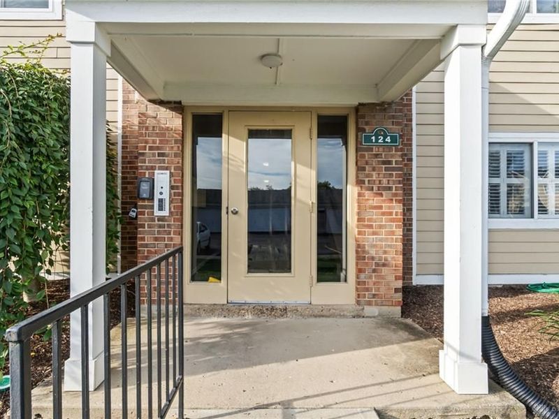 124 Mallard Glen Drive, Unit 7, Centerville, OH 45458 Photo 2