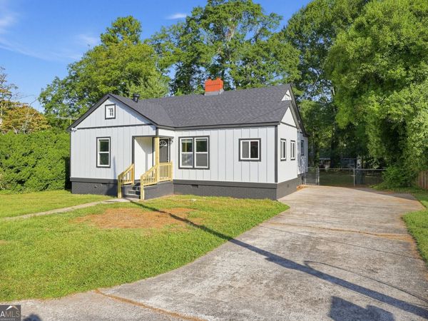 43 E Rountree Road, Toccoa, GA 30577