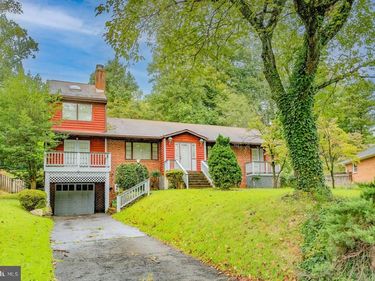 2400 N VERMONT STREET, ARLINGTON, VA 22207