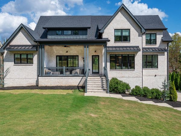 403 Barnes Dr, Lebanon, TN 37087