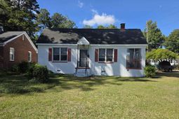4521 Arlington Street  photo 4