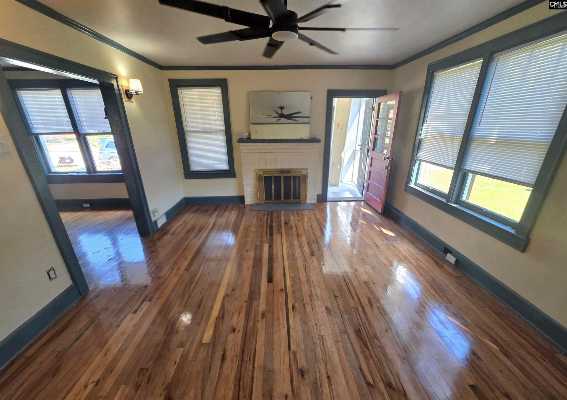 4521 Arlington Street  Photo 4