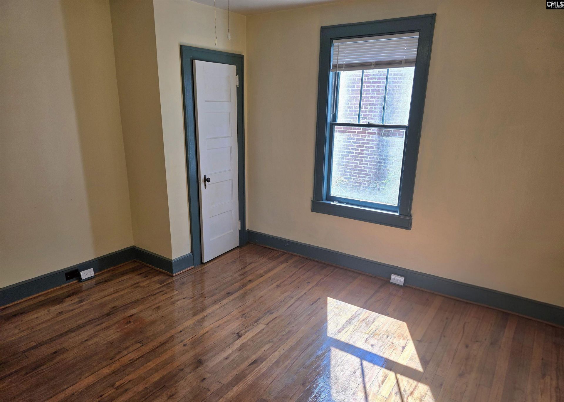 4521 Arlington Street  Photo 9