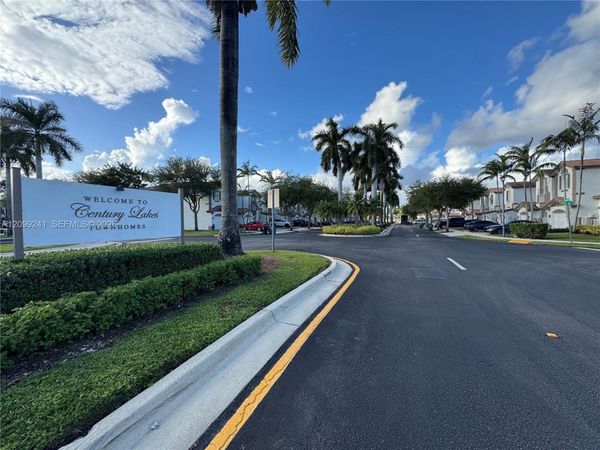 6243 SW 165th Ave , Miami, FL 33193