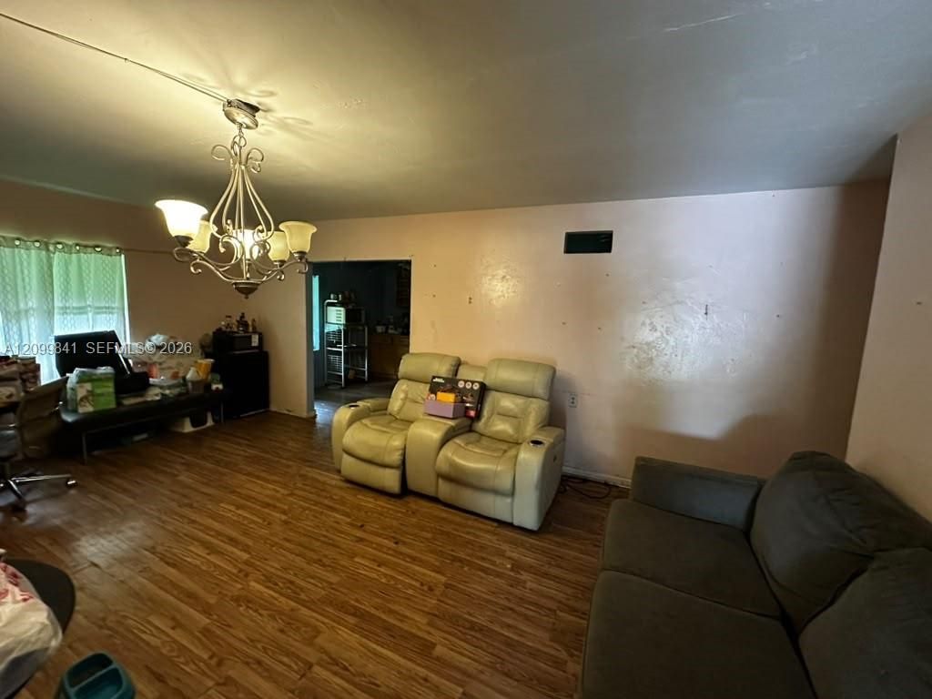 2299 NW 90th St , Miami, FL 33147 Photo