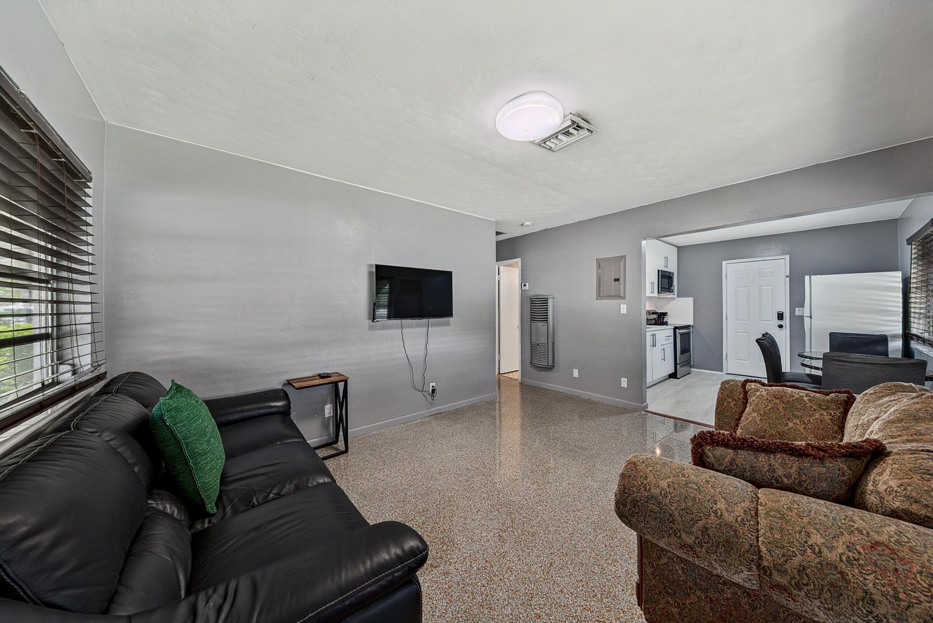 239 NE 24th Avenue, Pompano Beach, FL 33062 Photo