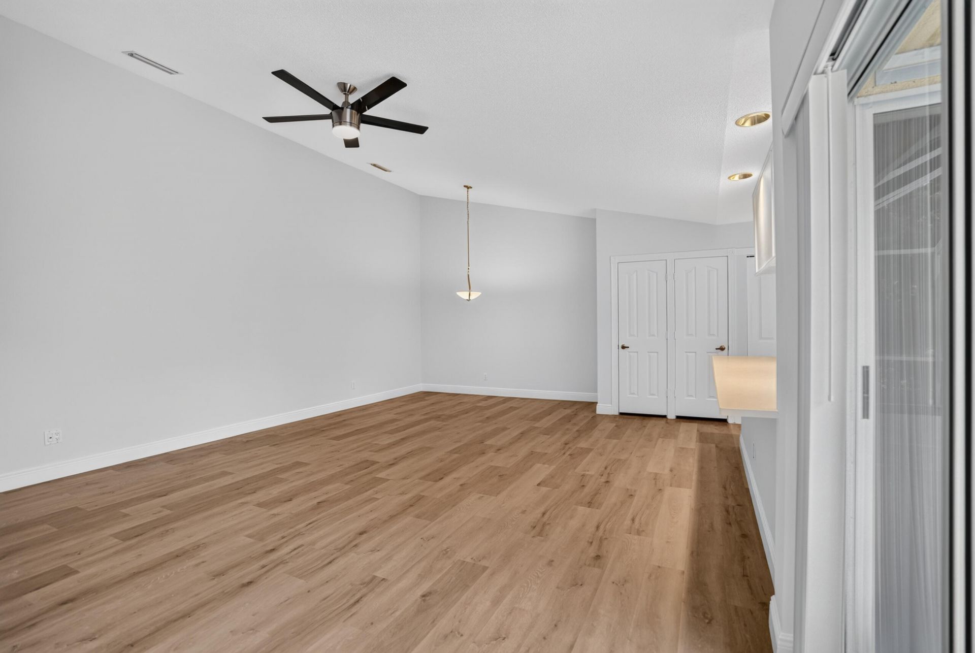 9197 Sun Terrace Circle, Unit A, Palm Beach Gardens, FL 33403 Photo