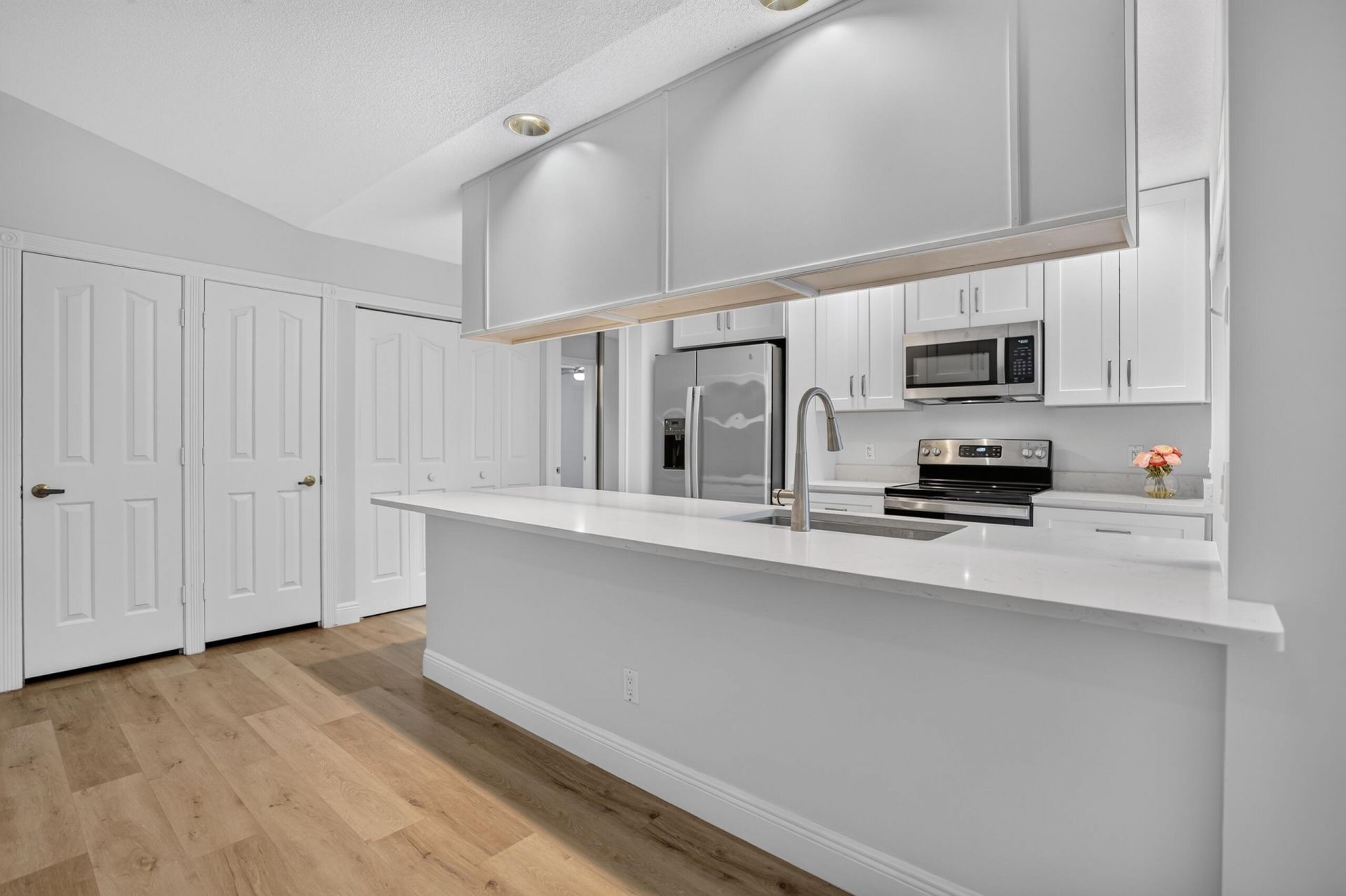 9197 Sun Terrace Circle, Unit A, Palm Beach Gardens, FL 33403 Photo