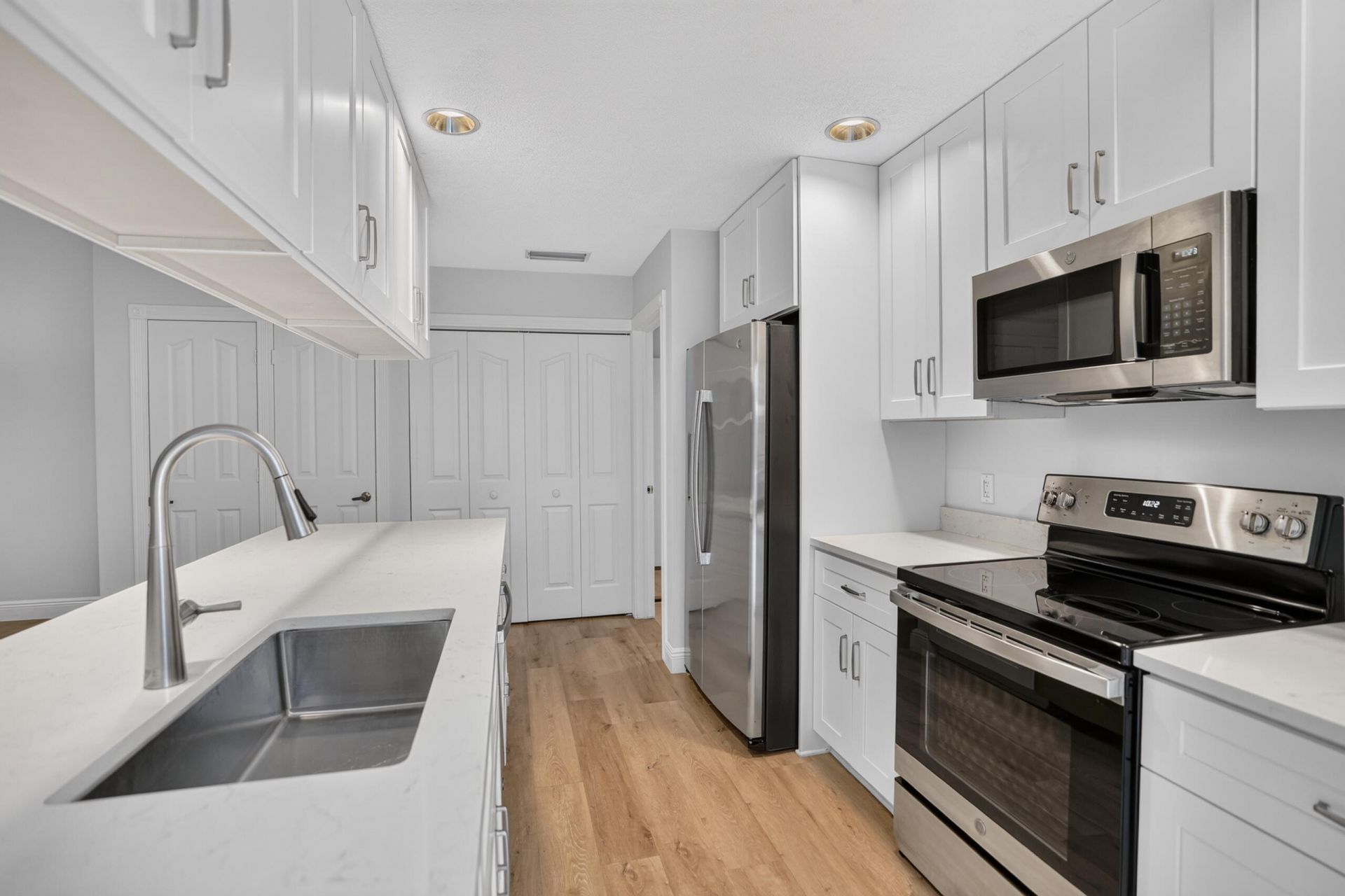 9197 Sun Terrace Circle, Unit A, Palm Beach Gardens, FL 33403 Photo
