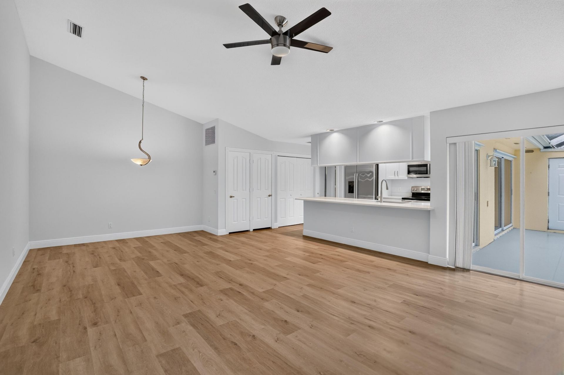 9197 Sun Terrace Circle, Unit A, Palm Beach Gardens, FL 33403 Photo