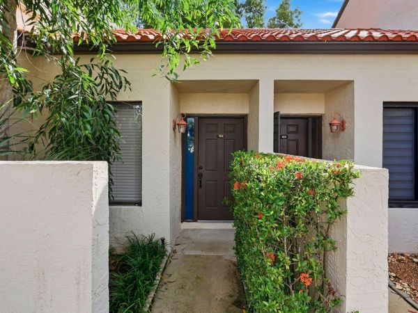 22 VIA DE CASAS SUR, Unit 102, Boynton Beach, FL 33426