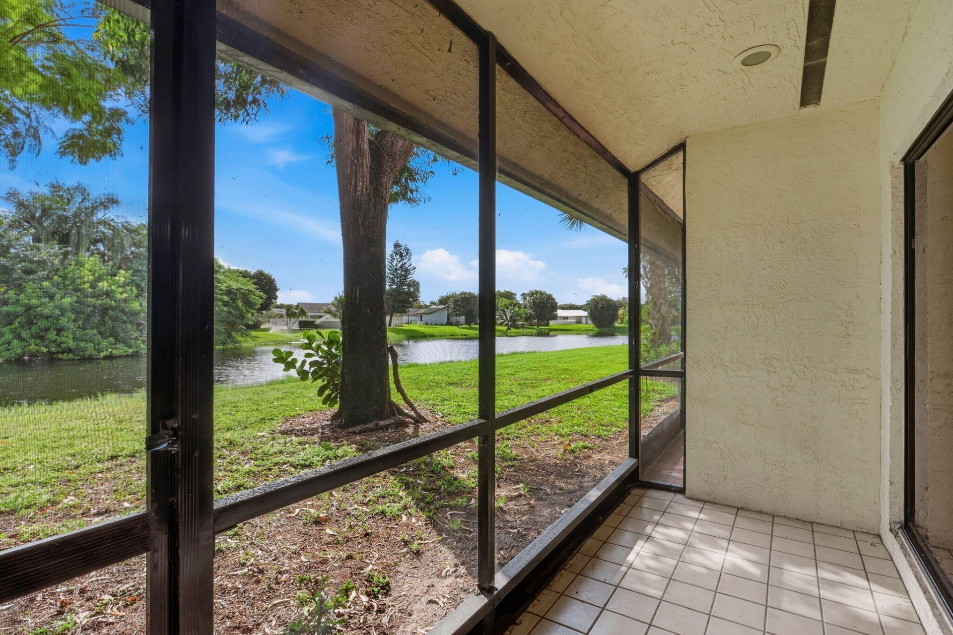 22 Via De Casas Sur, Unit 102, Boynton Beach, FL 33426 Photo