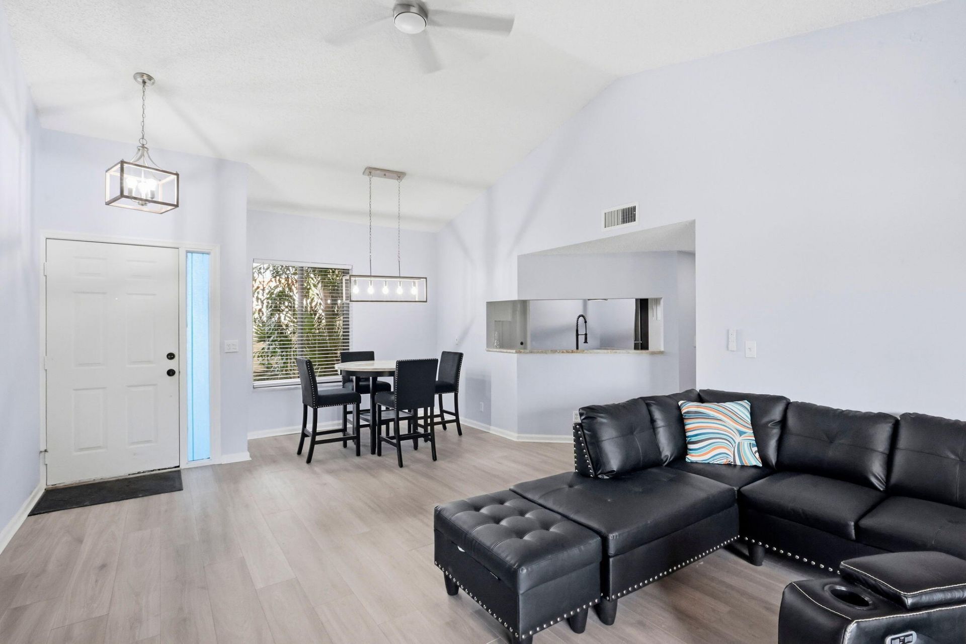 22 Via De Casas Sur, Unit 102, Boynton Beach, FL 33426 Photo