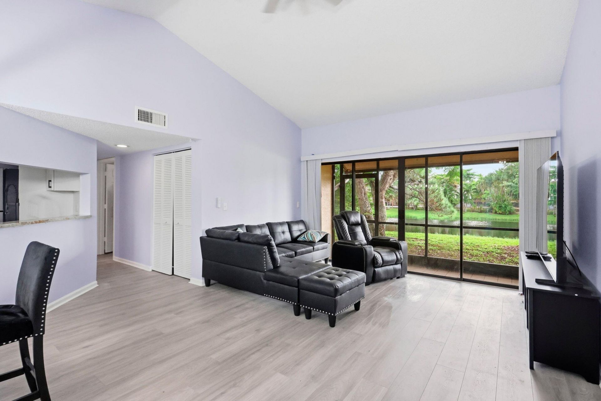 22 Via De Casas Sur, Unit 102, Boynton Beach, FL 33426 Photo