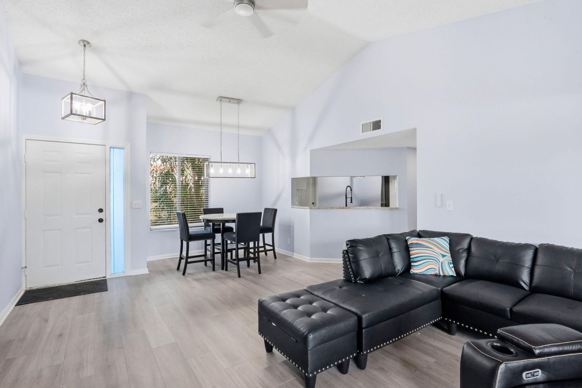22 Via De Casas Sur, Unit 102, Boynton Beach, FL 33426 Photo