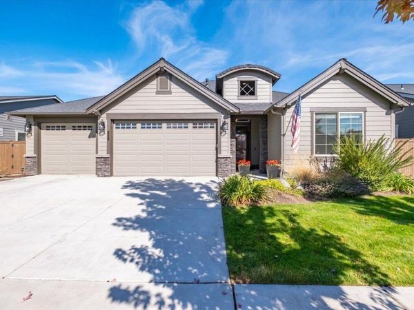 3635 SW Badger Court, Redmond, OR 97756
