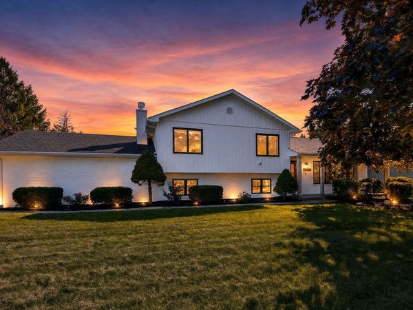 12801 S Elizabeth Drive , Plainfield, IL 60585