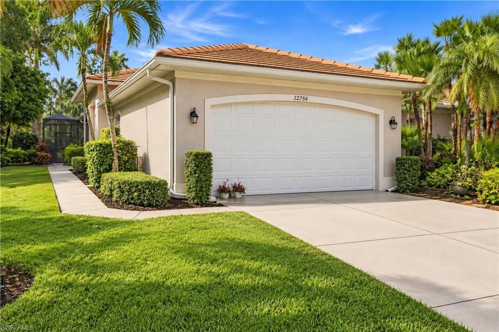 12756 Fox Ridge Dr, Bonita Springs, FL 34135 Photo