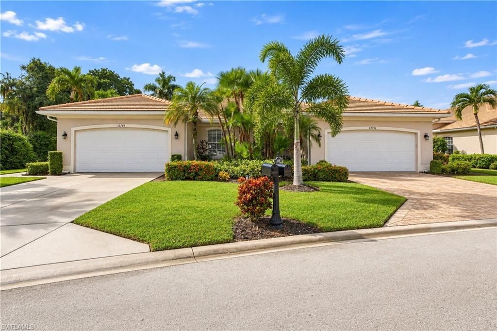 12756 Fox Ridge Dr, Bonita Springs, FL 34135 Photo