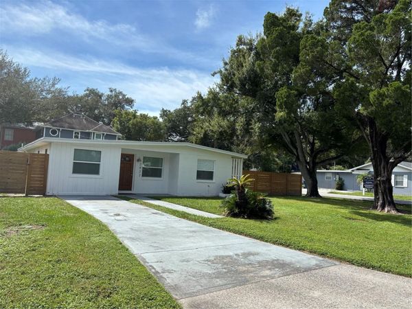 2822 W LEILA AVENUE, TAMPA, FL 33611