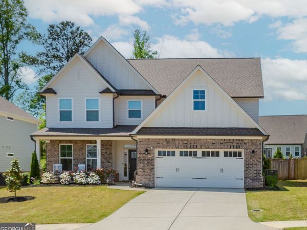 6829 Benjamin Drive, Flowery Branch, GA 30542