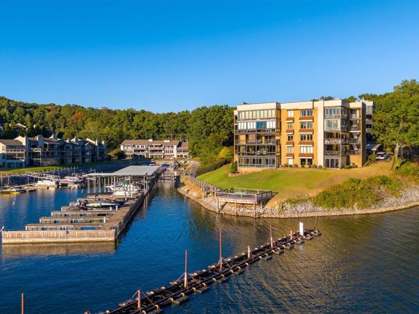 4346 Lakeshore Lane , Unit 204, Chattanooga, TN 37415