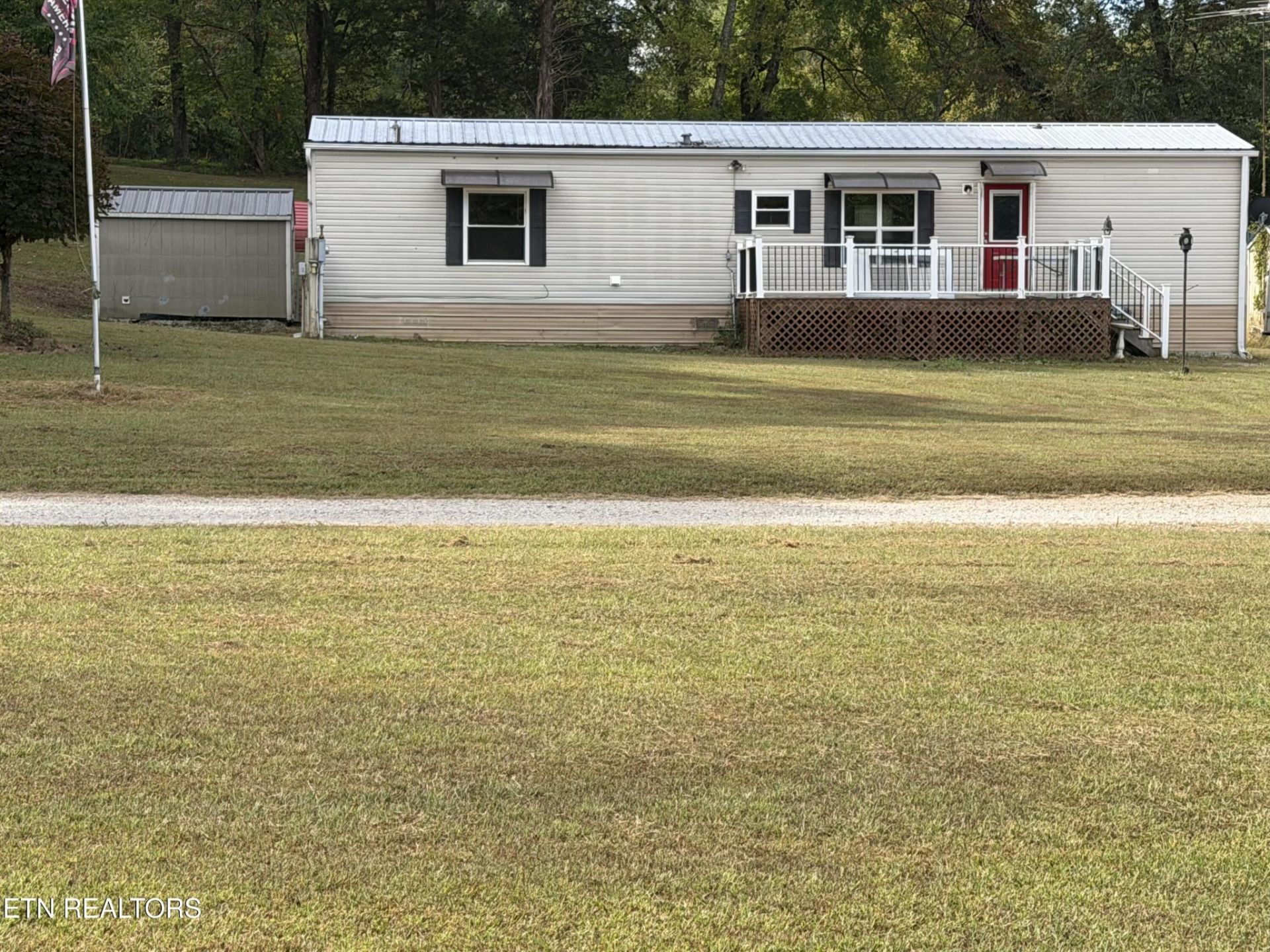 198 Crabtree Hollow Rd , Ten Mile, TN 37880 Main Photo