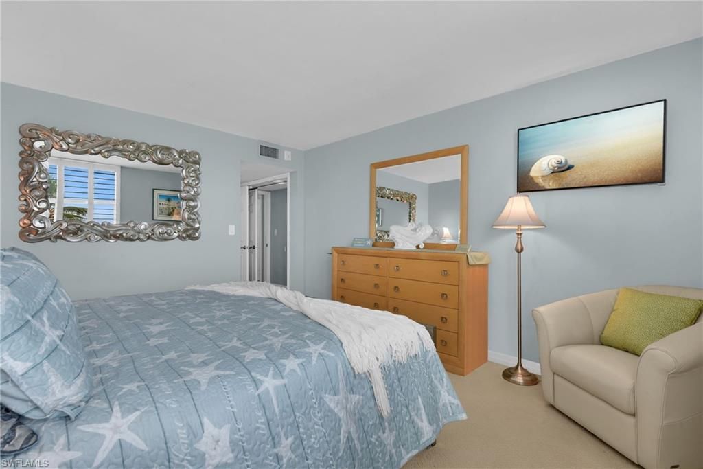 2121 Gulf Shore Blvd N, Unit 402, Naples, FL 34102 Photo