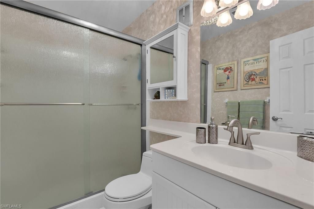 2121 Gulf Shore Blvd N, Unit 402, Naples, FL 34102 Photo