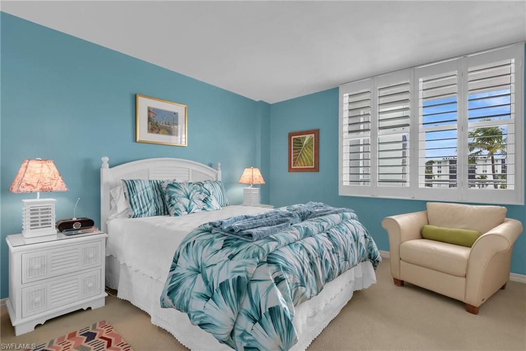 2121 Gulf Shore Blvd N, Unit 402, Naples, FL 34102 Photo