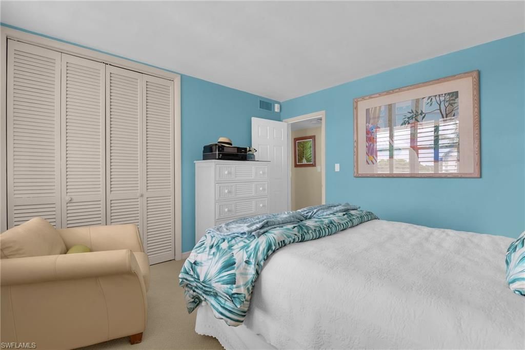 2121 Gulf Shore Blvd N, Unit 402, Naples, FL 34102 Photo