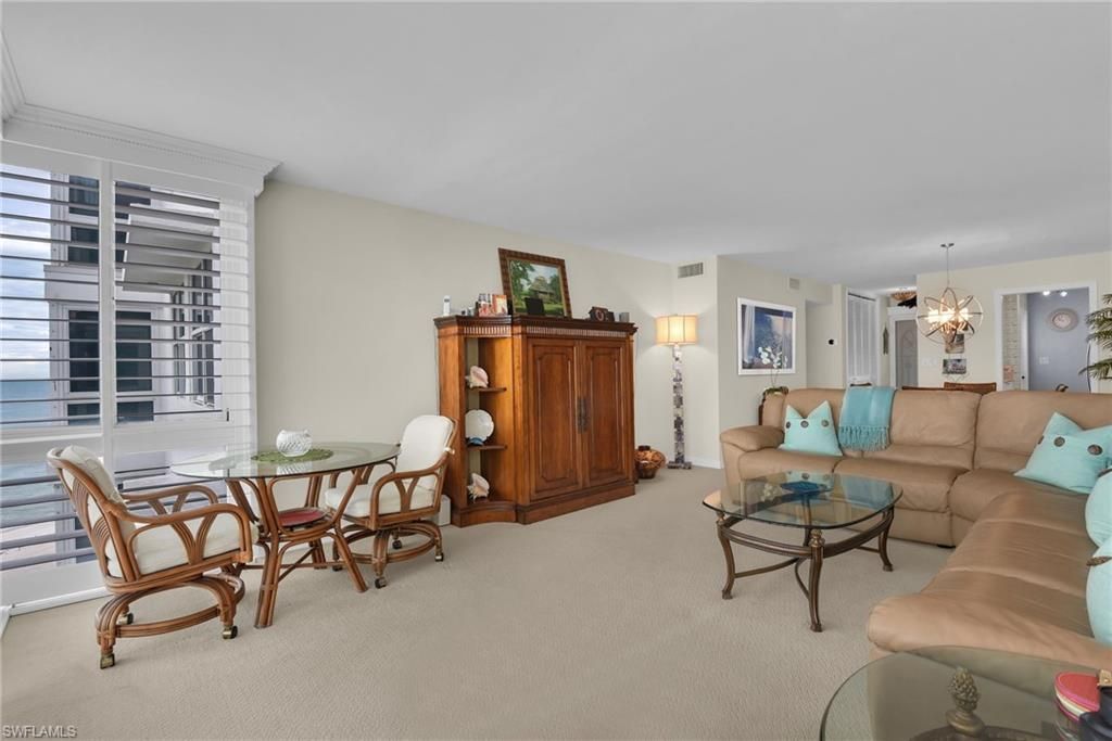 2121 Gulf Shore Blvd N, Unit 402, Naples, FL 34102 Photo