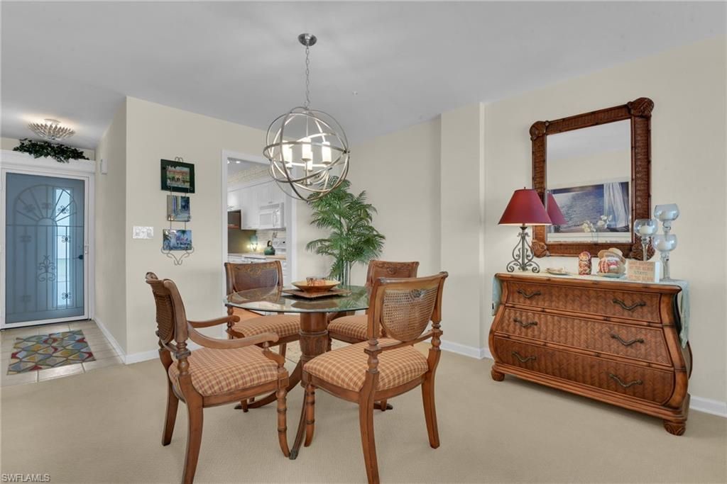 2121 Gulf Shore Blvd N, Unit 402, Naples, FL 34102 Photo