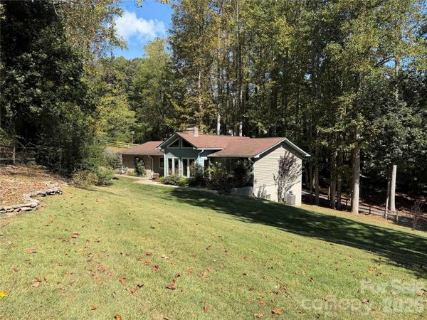 14 Cambridge Drive, Candler, NC 28715