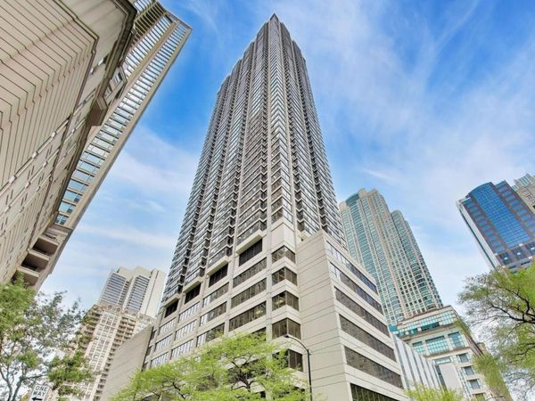 30 E Huron Street, Unit 4007, Chicago, IL 60611