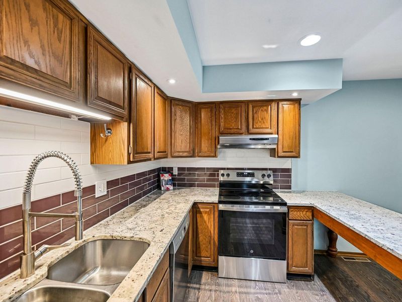 95 Glen Drive, Worthington, OH 43085 Photo 12