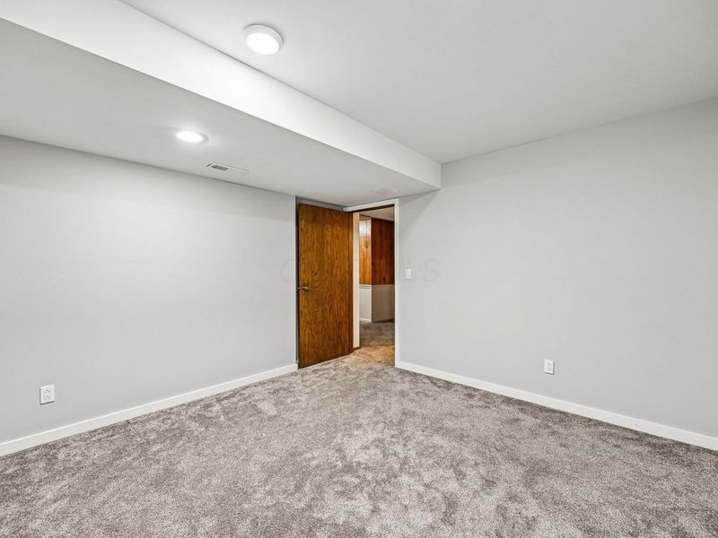 95 Glen Drive, Worthington, OH 43085 Photo 35